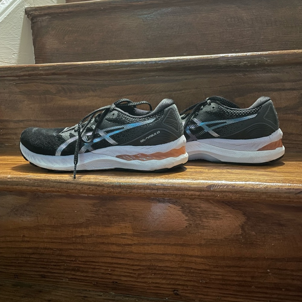 ASICS gel nimbus 23
